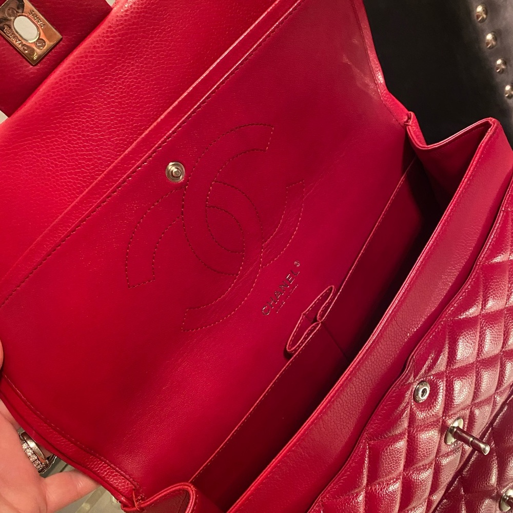 🔥🔥FLASH SALE🔥🔥💯 Authentic Chanel Jumbo Caviar Red Quilted Leather Bag - Picture 2 of 14